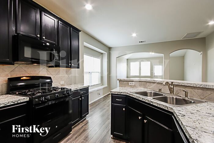 Building Photo - 16411 Darlington Meadows Ct