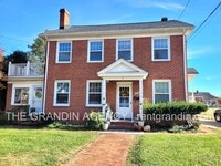 Building Photo - 2803 Burton Ave NW