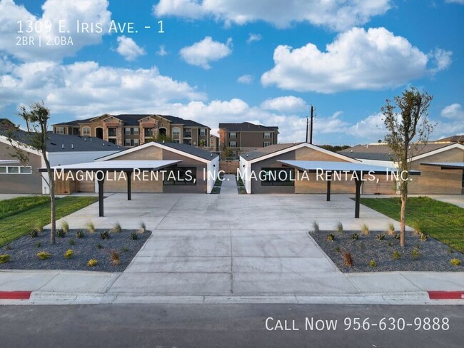 Building Photo - Park Terrace Gated Community - Luxury Livi...