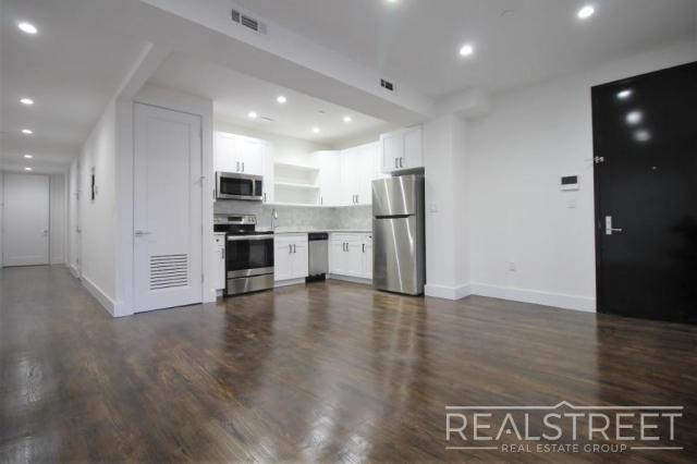 Building Photo - 2 bedroom in BROOKLYN NY 11233