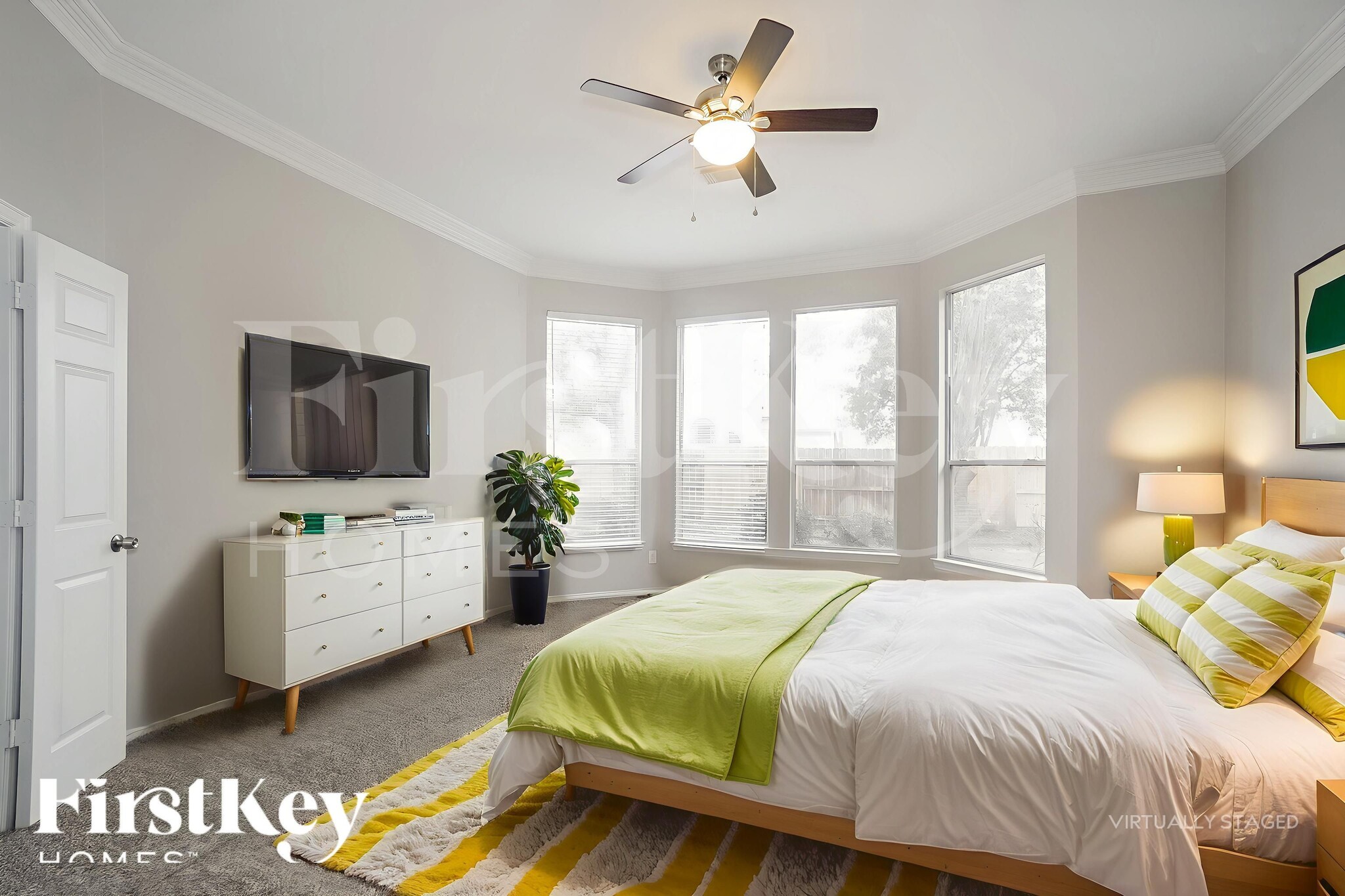 Building Photo - 16042 Belleshire Ln