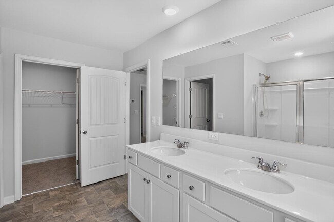 Building Photo - 383 King Vlg