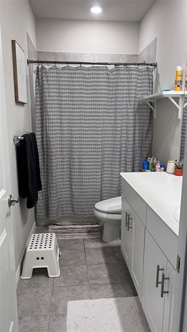 Building Photo - 3242 Deckard Dr