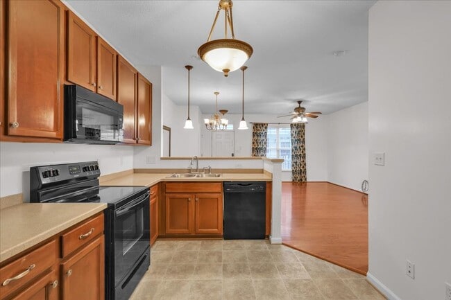 Building Photo - 1315 Teton Cir