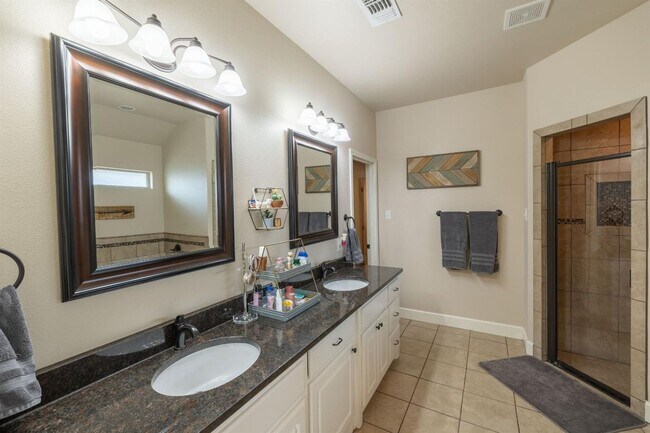 Building Photo - 7811 86th St