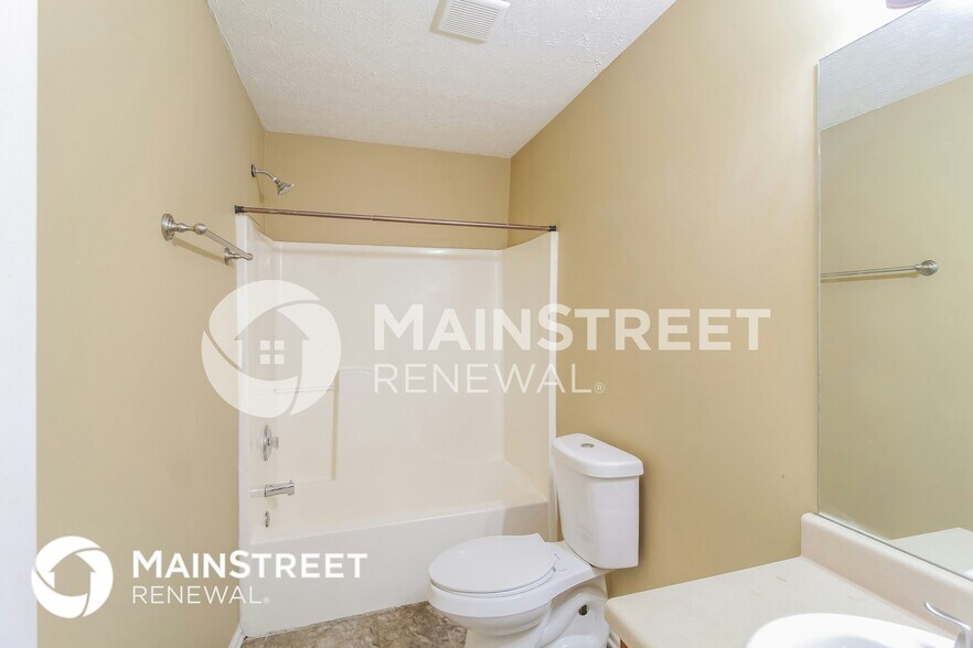 Building Photo - 45 Fairclift Dr