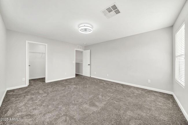 Building Photo - 7859 W Redbird Rd