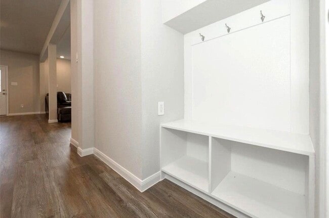 Building Photo - 5806 Havana Mist Dr