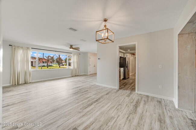 Building Photo - 490 Park Ave