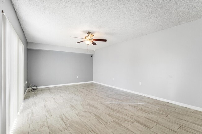 Building Photo - 2410 24th Way