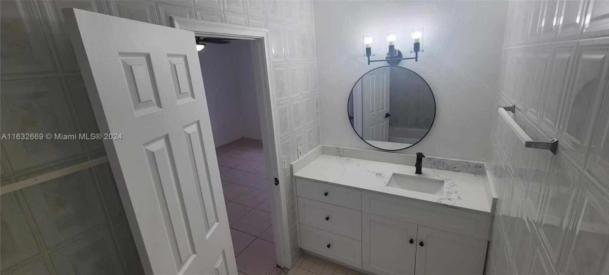 Building Photo - 319 NW 109th Ave