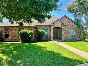 Building Photo - 6916 Danele Ct
