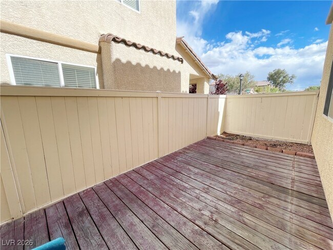 Building Photo - 1176 Claire Rose Ave