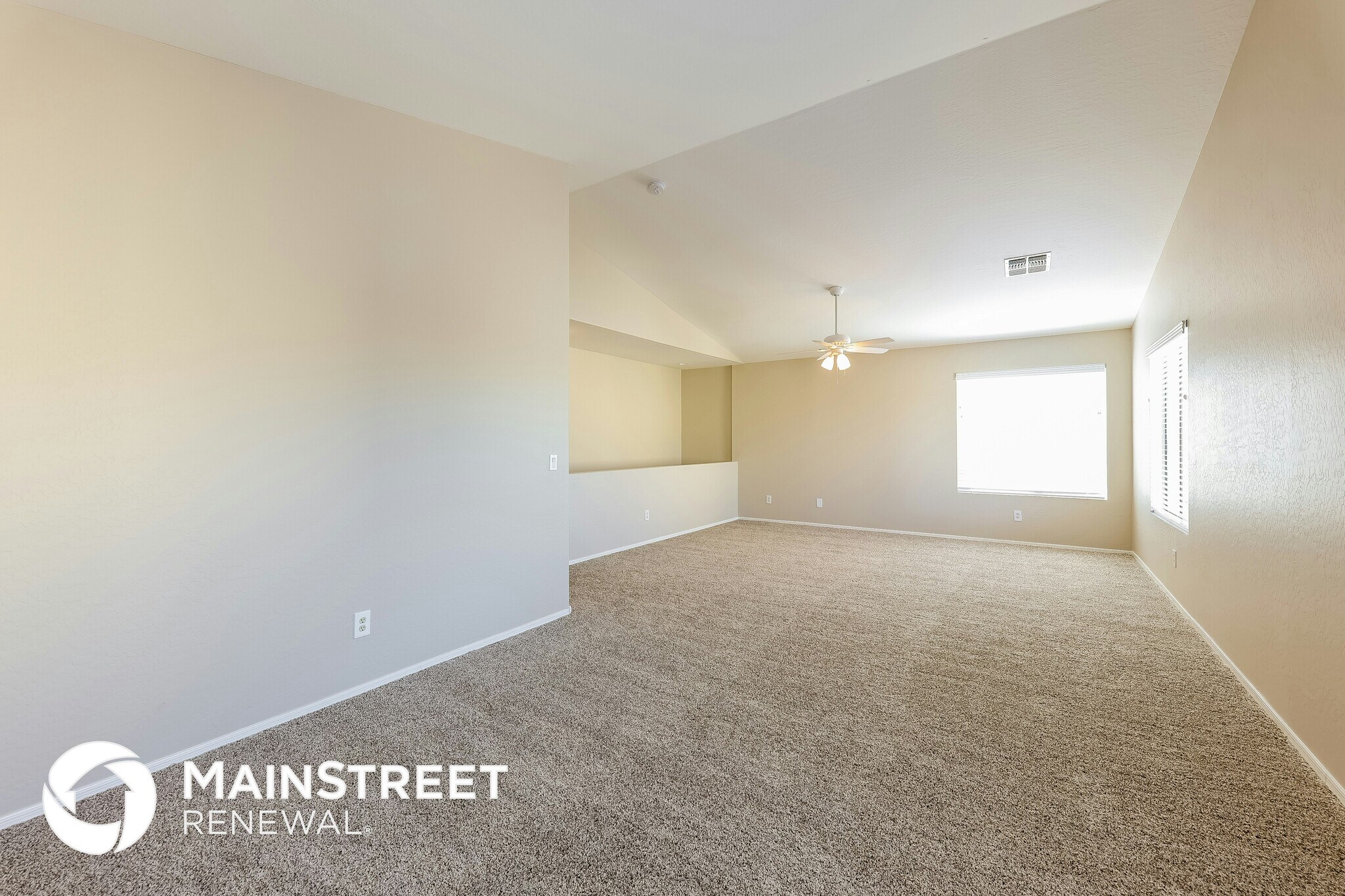 Building Photo - 6720 N 129th Ln