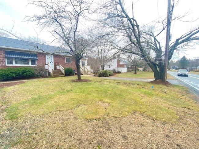 Building Photo - 94 Millville St