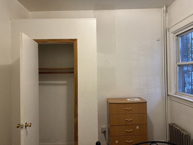 Building Photo - 535 E 29th St