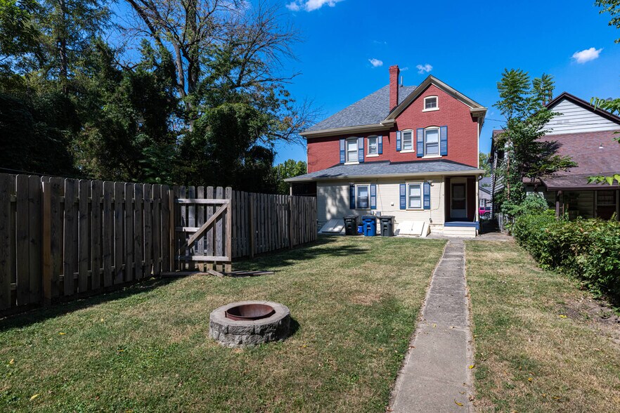 Building Photo - 554 Wyoming St