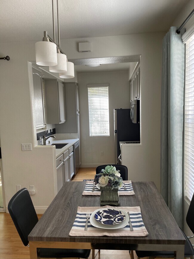 Building Photo - 8680 New Salem St