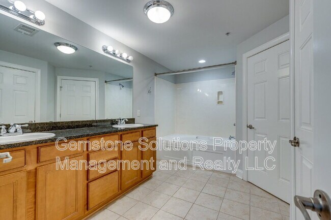 Building Photo - 3201 Aspen Grove Dr