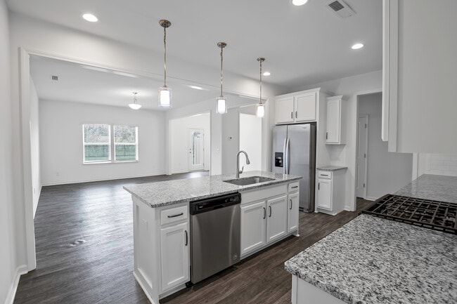 Building Photo - 7446 Hartsfield Dr