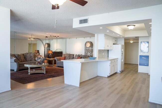 Building Photo - 1800 S Ocean Blvd