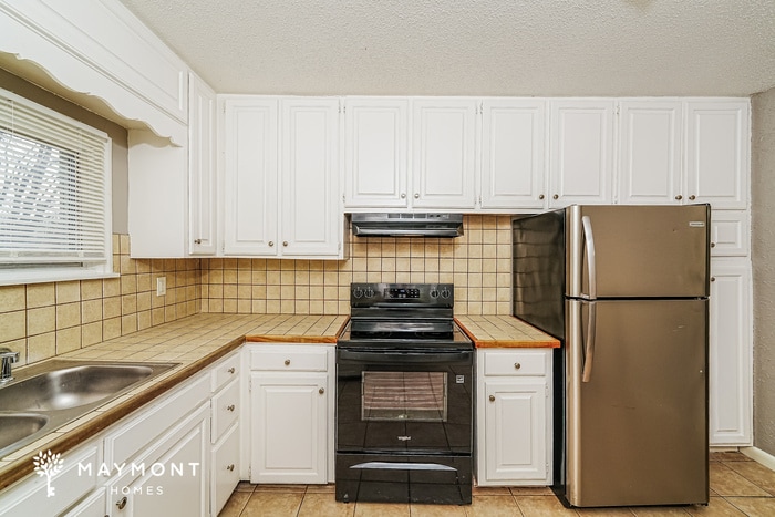 Building Photo - 1032 Melody Dr