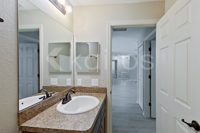 Building Photo - 56 Fisher Way Pass
