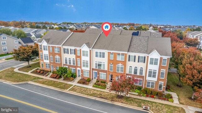 Building Photo - 25065 Riding Center Dr