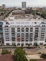 Building Photo - 601 E Ogden Ave