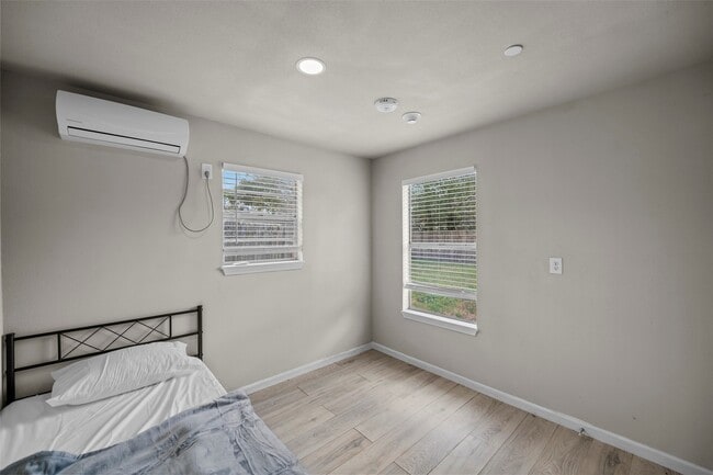 Building Photo - 22114 Merrymount Dr