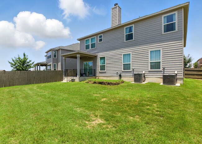Building Photo - A Cibolo Stunner in Landmark Pointe!