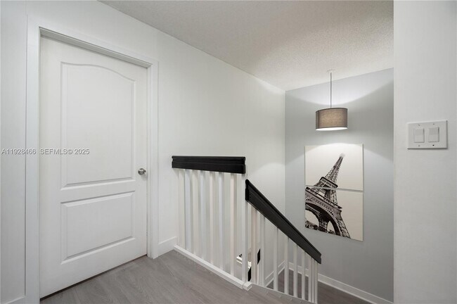 Building Photo - 15863 SW 71st St