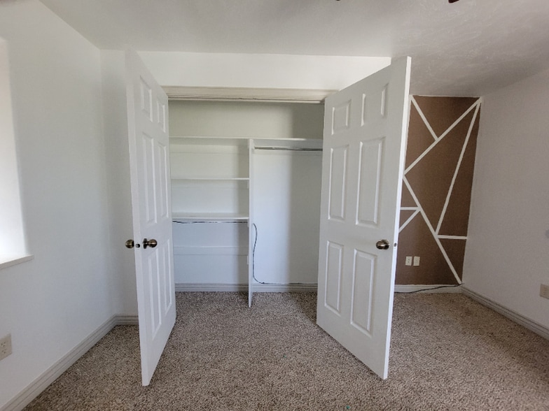 Building Photo - 775 S 1250 W