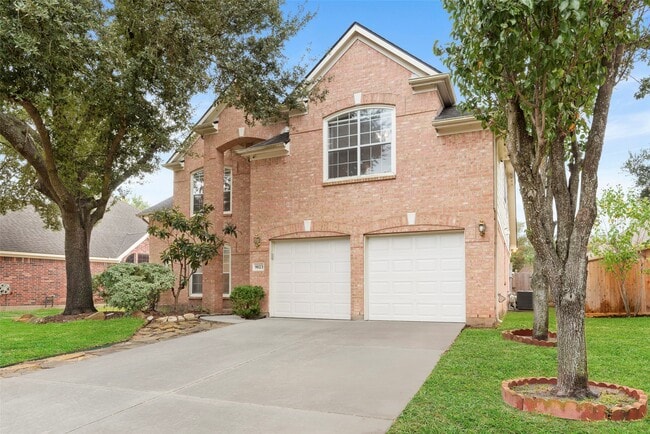 Building Photo - 9023 Eaglecove Dr