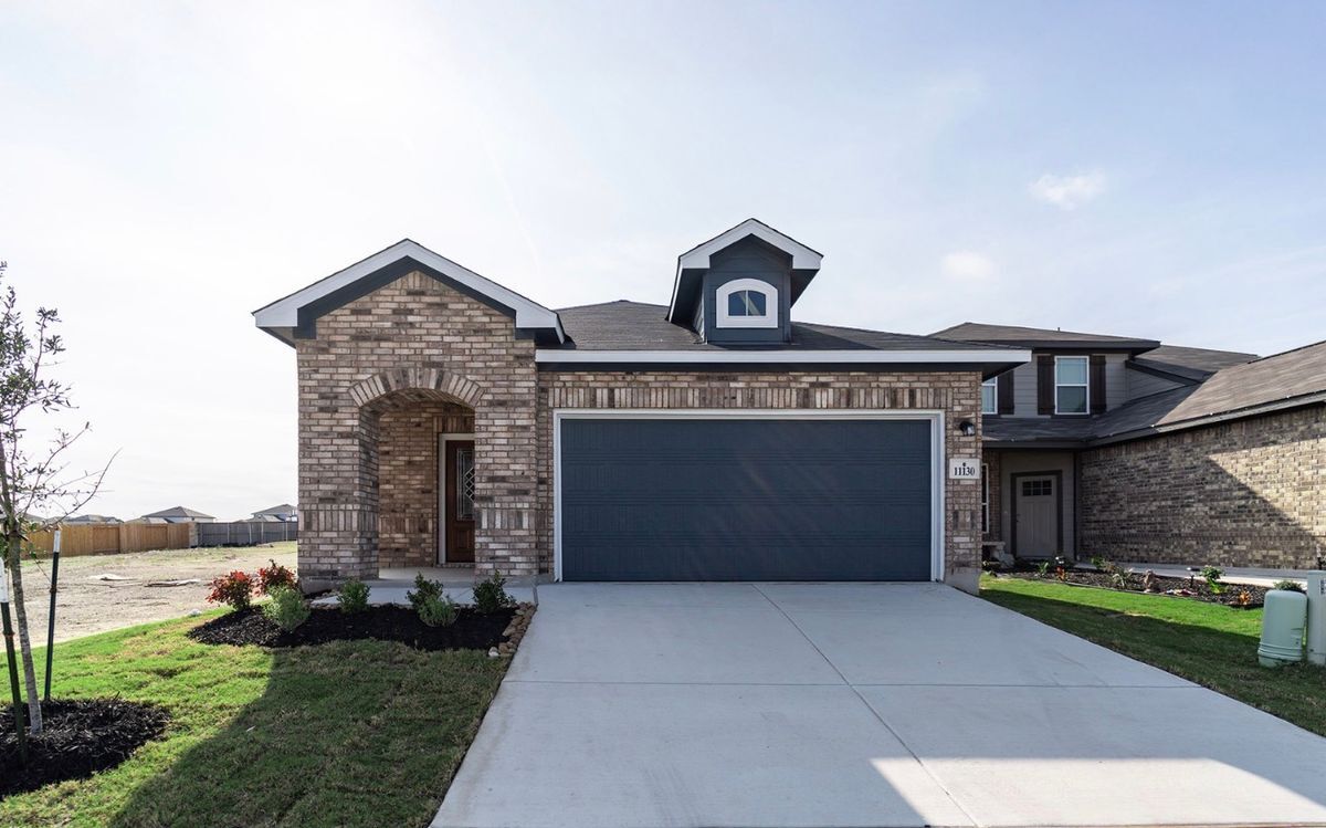 Building Photo - 11130 Hollinger Cir