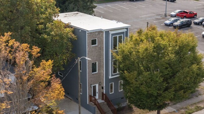 Building Photo - 516 New Bern Ave