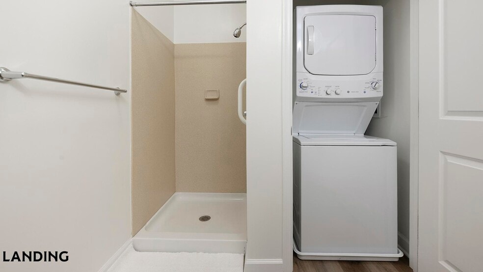 Building Photo - 909 Mansion Dr