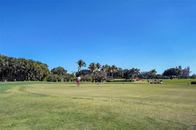 Building Photo - 8911 S Hollybrook Blvd