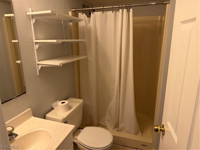 Building Photo - 4928 Leonard Blvd S