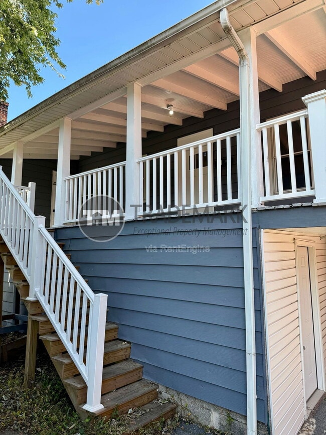 Building Photo - 42 N State St