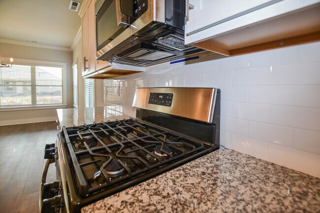 Building Photo - 148 Rosemary Ayers Dr