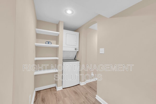 Building Photo - 1718 N 21st St