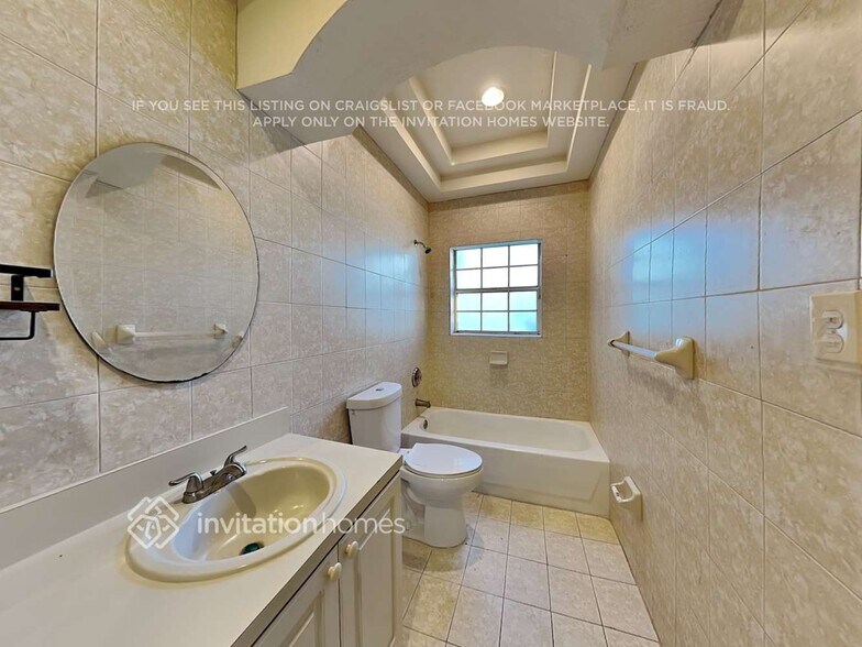 Building Photo - 8481 NW 197th Terrace