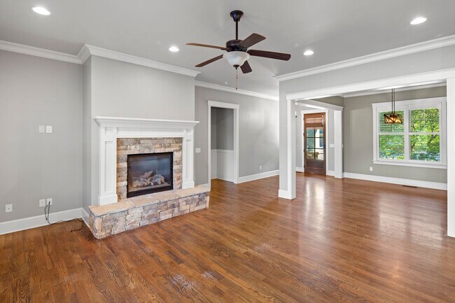 Building Photo - High-End Home on One Level - Beautiful Fletcher Neighborhood