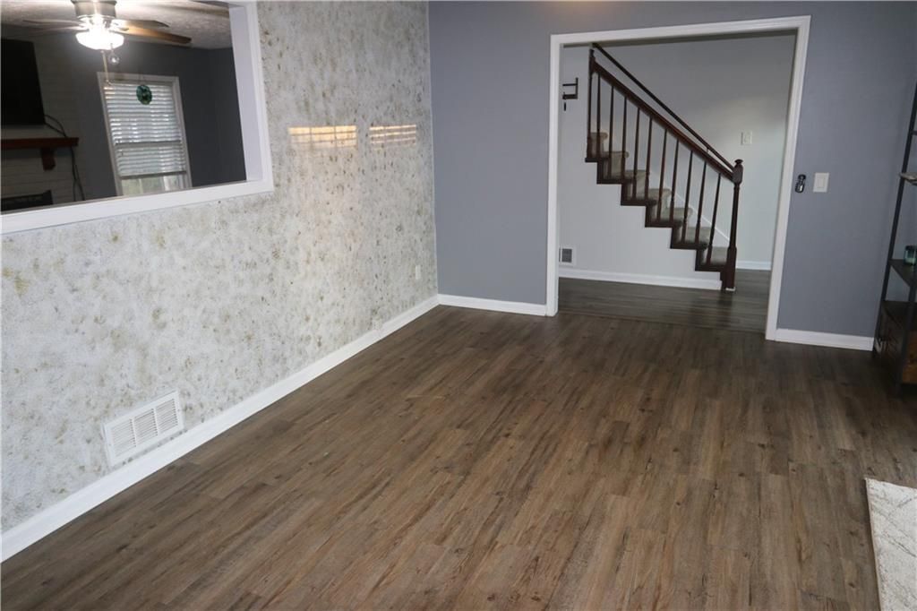 Building Photo - 1302 Stephens St SW