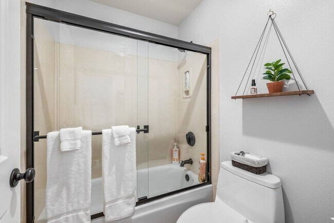 Building Photo - Ocotillo Private Oasis & Pool (May - October Monthly Only | No Long Term Rentals)