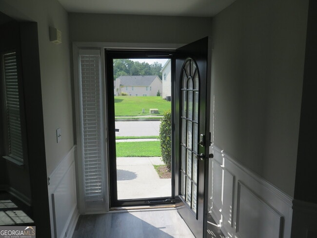 Building Photo - 2510 Wrangler Dr