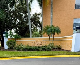 Building Photo - 4532 Commander Dr