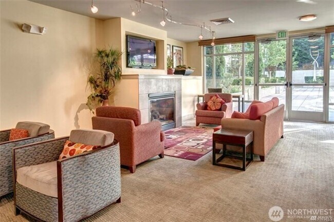 Building Photo - 2bd/1.75ba Kirkland Condo
