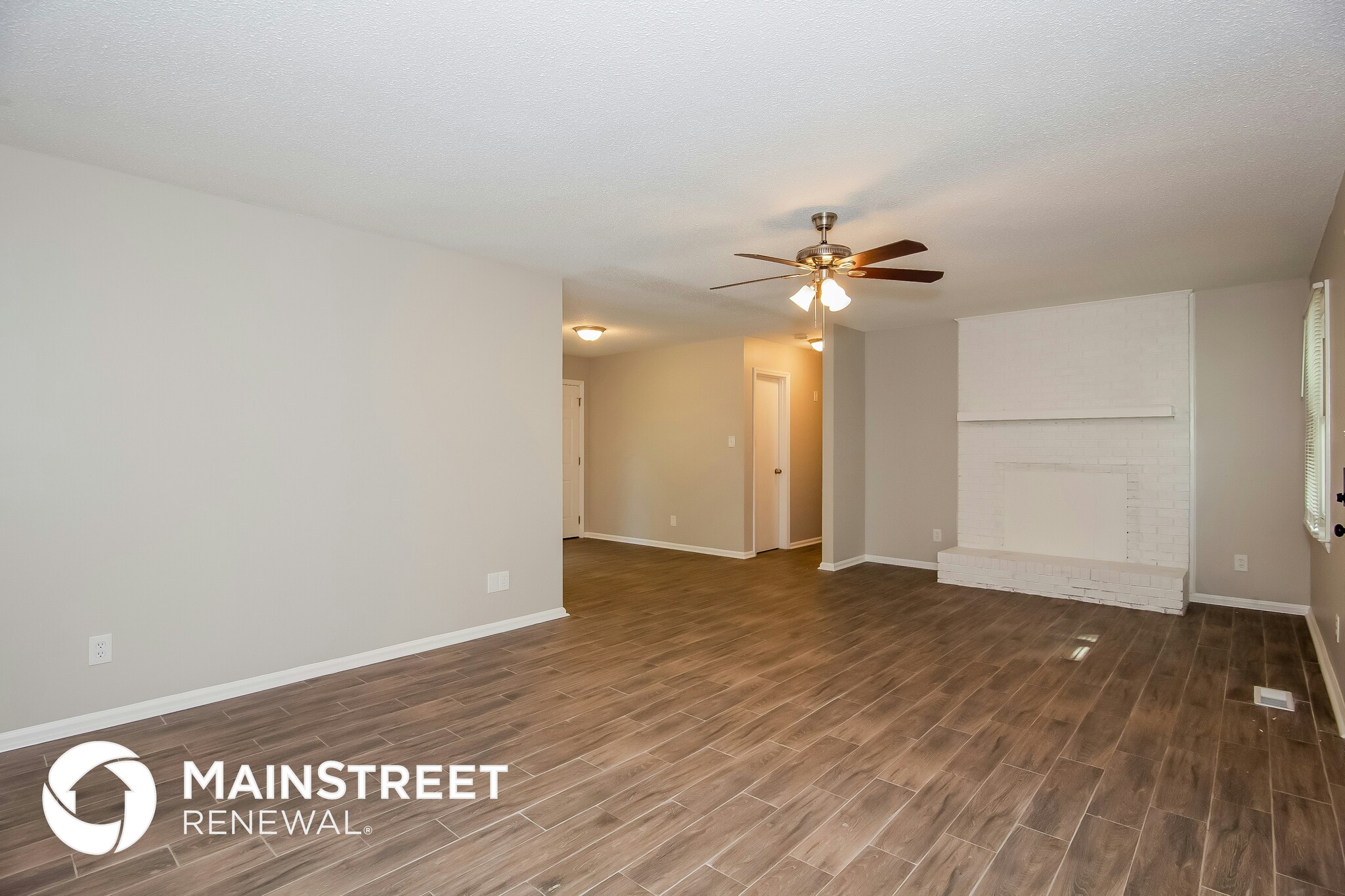 Building Photo - 4511 Longbriar Dr